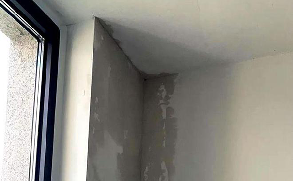 墻面滲水怎么解決?最合適的處理方法!