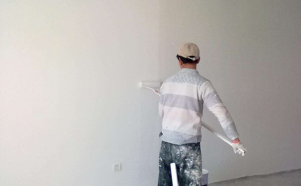 刷墻翻新多少錢(qián)一平方？